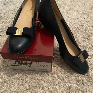 Salvador Ferragamo Womens Shoes